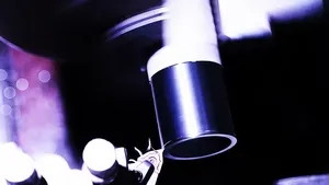 ورشة أنابيب التبريد - مخرطة CNC